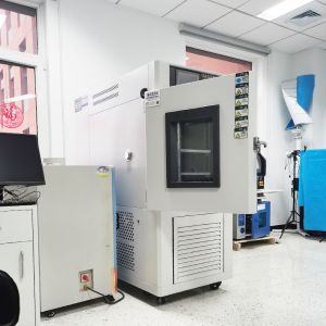 高低溫濕熱試驗箱運行前的準備工作